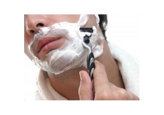 Avene Shaving Foam 200ml - Άντρας στο Dvcare